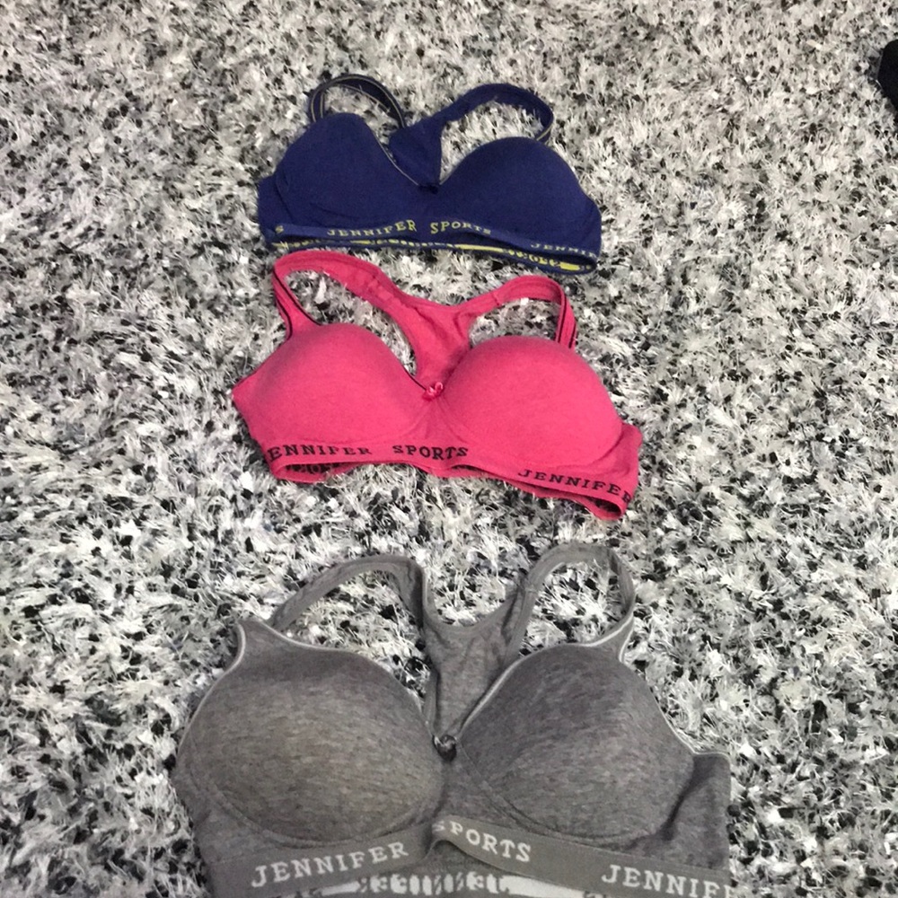 3 bras